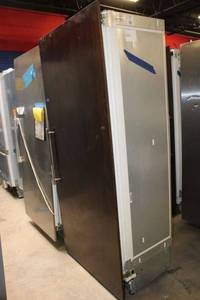 lot 259 image: Miele 36 refrigerator, model K1901Vi