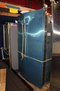 lot 302 image: Viking Side by Side Refrigerator Freezer