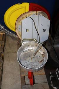 lot 146 image: Fry baskets and old style redyellow Sonic signs