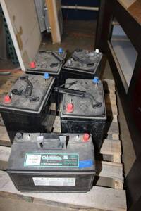 lot 345 image: Batteries - 5 total