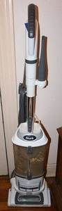 lot 7 image: Shark vacuum model NV356E 31 color white