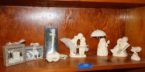 lot 77 image: Snow babies figurines and ornaments