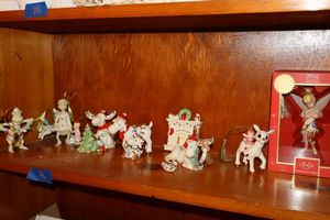 lot 76 image: Lenox Christmas ornaments as shown