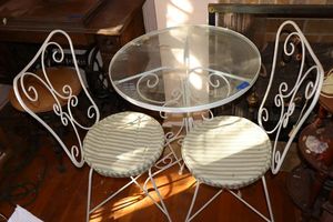 lot 66 image: Parlor table and chairs