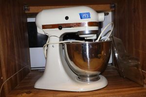lot 193 image: Kitchen Aid mixer, model K45SS
