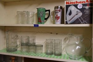 lot 191 image: Clear glassware and pitchers, travel mugs, and more