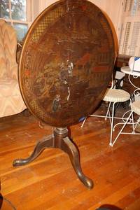 lot 72 image: Vintage Chinese style round table - 30 round x 28H