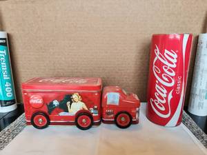 lot 99 image: Vintage metal-tin collectible Coca Cola items - can bank and truck metal tin
