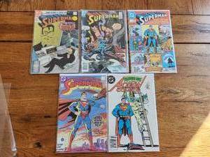 lot 118 image: Vintage Collectible DC Comic - Superman - # 2, 390, 423, 424, 560