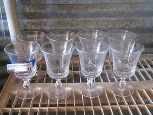 lot 41 image: wine glasses