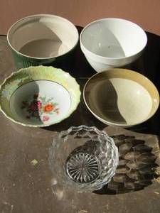 lot 81 image: qty 5 bowl lot