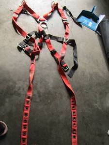lot 130 image: SAFETY Harness