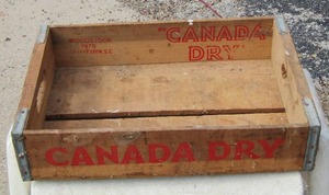 lot 132 image: canada dry woodstock 1978 florida wooden crate