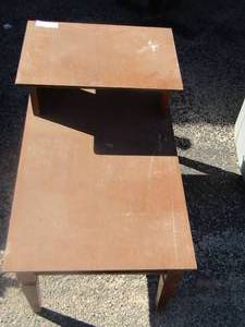 lot 176 image: small coffee table