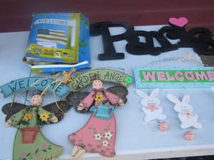 lot 180 image: paris wall sign, welcome bunny sign, angel signs and more