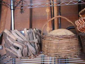 lot 215 image: wicker baskets all sizes