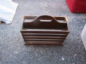 lot 226 image: brown handled magazine rack
