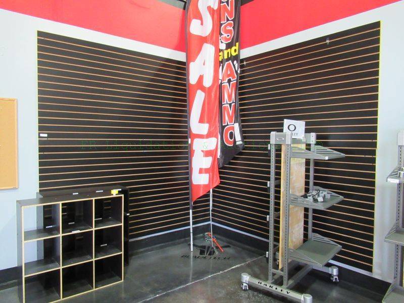 lot 18 image: Slot wall panels 16 panels total