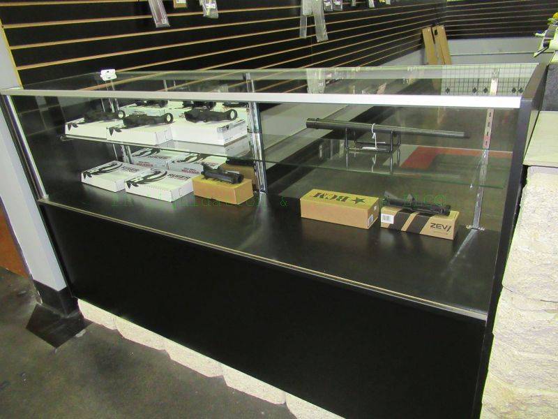 lot 20 image: Glass commercial display case with locks