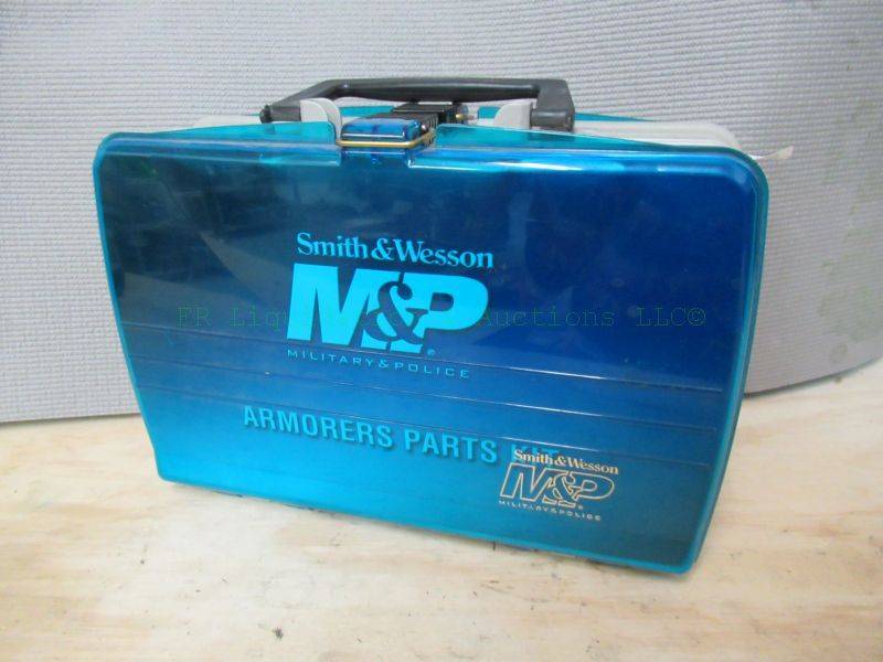 lot 335 image: Smith & Wesson M & P assorted parts kit
