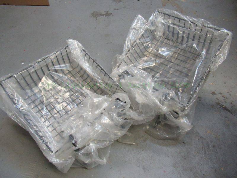 lot 347 image: Slot wall display baskets
