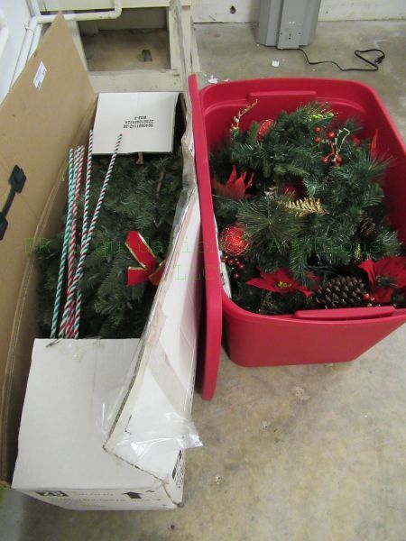 lot 372 image: Artificial Christmas tree and assorted Christmas ornaments
