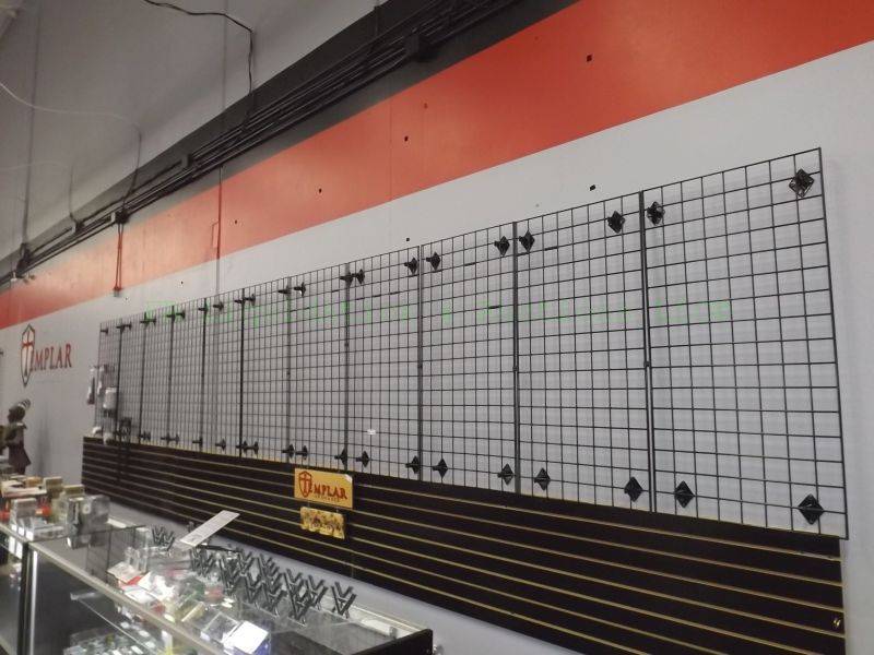 lot 196 image: Wire frame display panels 11 total 24 x 48 each piece