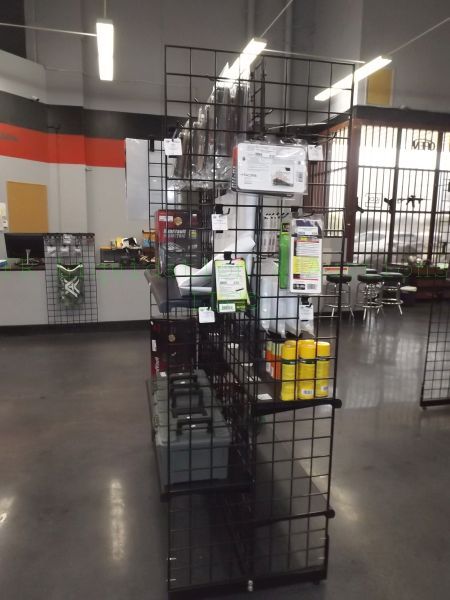 lot 608 image: Wire frame display rack