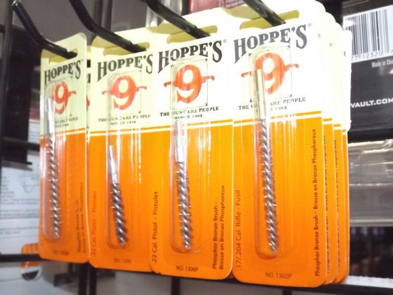 lot 611 image: NEW Hoppes 9 bore brushes 21 packs