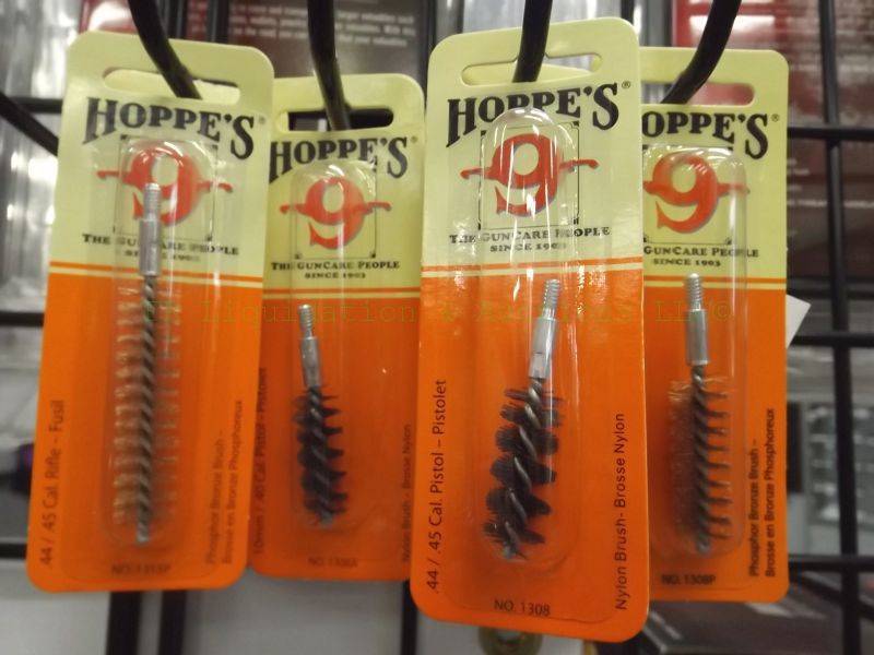 lot 613 image: NEW Hoppes 9 bore brushes 18 packs