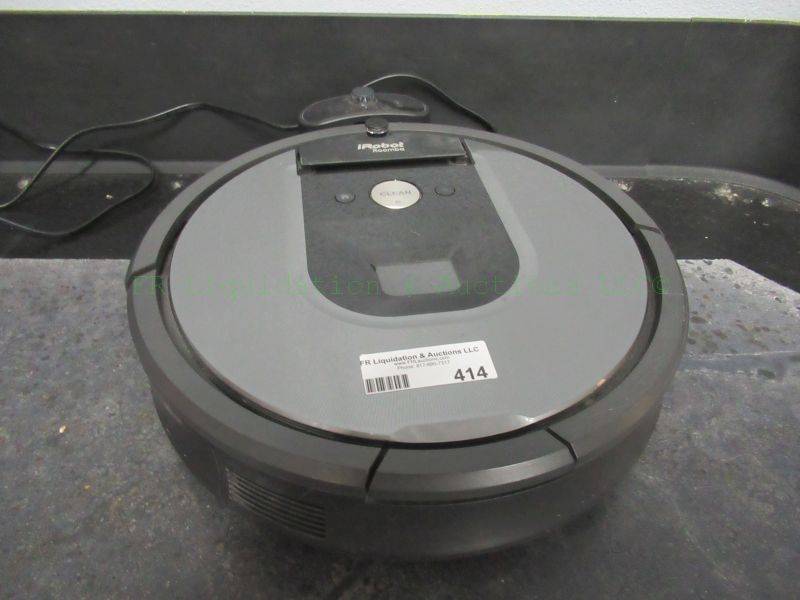 lot 414 image: iRobot Roomba Aeroforce performance vacuum cleaning system