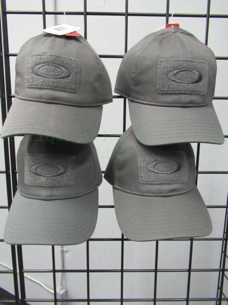 lot 429 image: NEW Oakley caps, tags attached