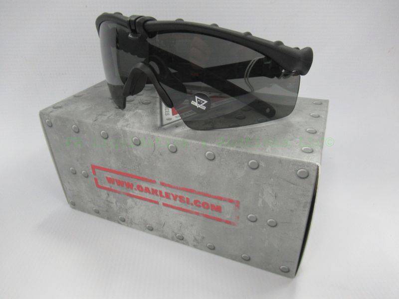 lot 446 image: NEW in box, genuine Oakley sunglasses