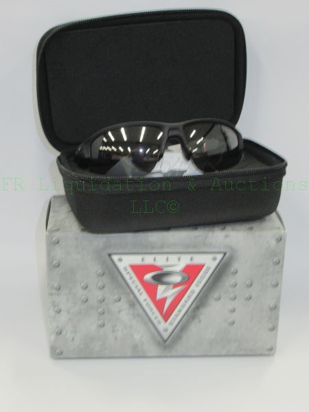 lot 449 image: NEW in box, genuine Oakley sunglasses
