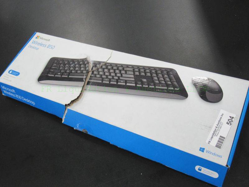 lot 504 image: Microsoft wireless 850 keyboard and mouse