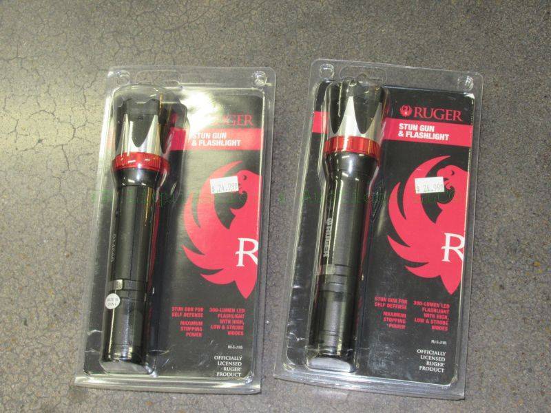 lot 514 image: NEW Ruger stun gun & flashlight