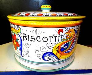 lot 10 image: $$ IMPORTED DERUTA RAFFAELLESCO BISCOTTI CANISTER WITH LID HAND PAINTED