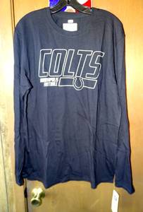 lot 50 image: INDIANAPOLIS COLTS - NFL APPAREL MENS LONG SLEEVE SHIRT WITH TAGS - SIZE LARGE $$$