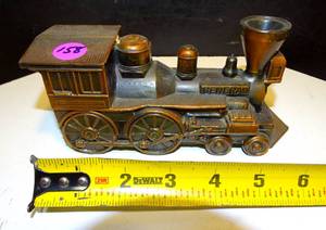 lot 158 image: Vintage Cast Metal General Engine Train Bank 6.75 Long - GREAT PATINA $$