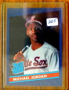lot 205 image: MICHAEL JORDAN - RATED ROOKIE BASEBALL CARD