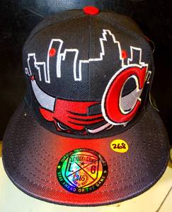 lot 264 image: CHICAGO BULLS EMBROIDERED LEADER OF THE GAME BALL CAP - NEW WITH TAGS SNAPBACK
