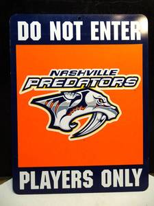 lot 248 image: NASHVILLE PREDATORS 10 X 13 PLAYERS ONLY WALL DISPLAY