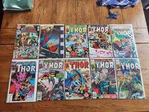 lot 90 image: Selection of 10 vintage comics - Thor - Marvel, DC