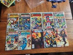 lot 17 image: Selection of 10 vintage comics - The Defenders, New Exiles - Marvel