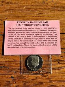 lot 9 image: 1981 Kennedy Half Dollar gem proof condition