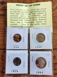 lot 110 image: Proof set of coins