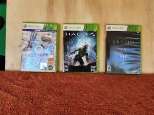 lot 74 image: Selection of 3 Xbox 360 games