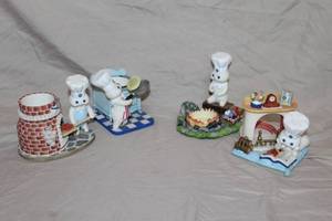 lot 105 image: Pillsbury Doughboy (Poppin Fresh) collectible figurines,