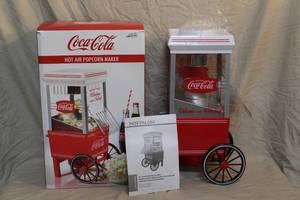lot 48 image: Coca-Cola hot air popcorn maker took out for pics