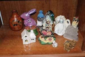 lot 149 image: collection of assorted figurines and decorative items see pics